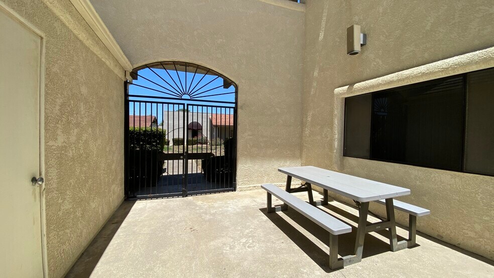 More Photos Of 1111 E Ocean Ave, Lompoc Medical For Lease