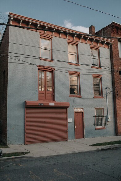 More Photos Of 32 Chambers St, Newburgh Light Manufacturing For Sale