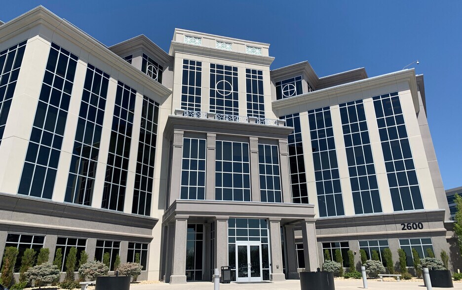 More Photos Of 3400 Ashton Blvd, Lehi Unknown For Lease