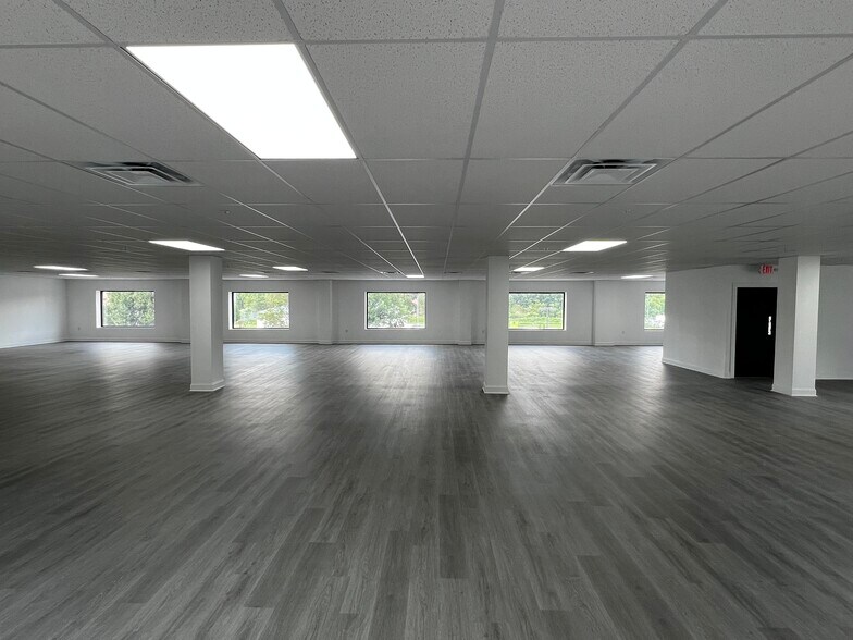 More Photos Of 1241 College Park Dr, Dover Loft Creative Space For Lease