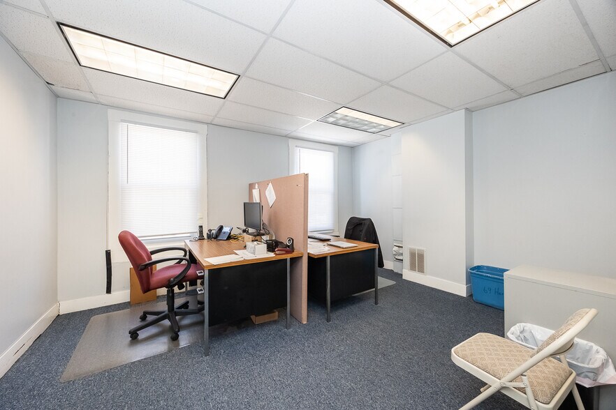 More Photos Of 67-73 Harry St, Conshohocken Office For Lease