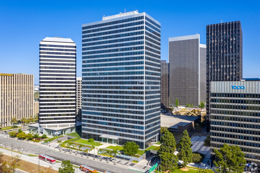More Photos Of 10100 Santa Monica Blvd, Los Angeles Office For Lease