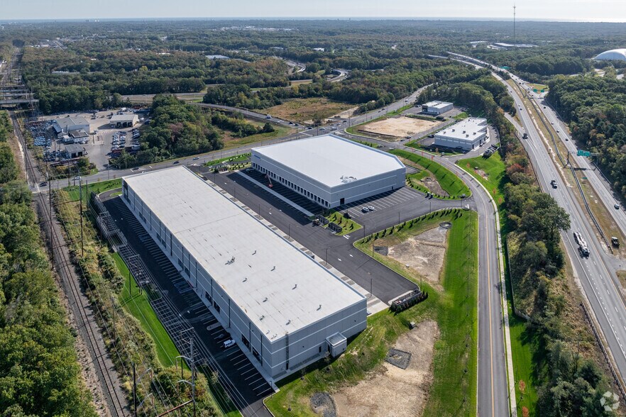 More Photos Of 1840 Wayside Road-Building B, Tinton Falls Unknown For Lease