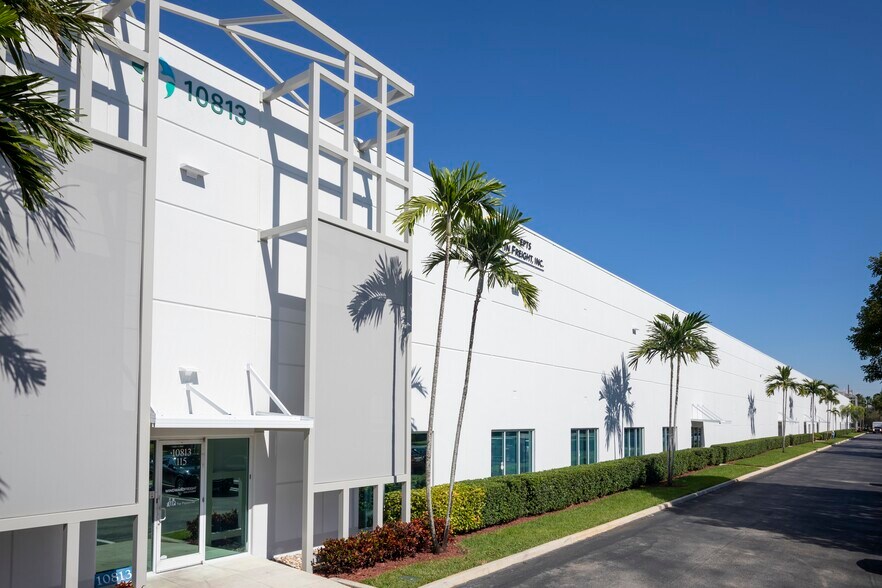 More Photos Of 3200 NW 112th Ave, Miami Unknown For Lease