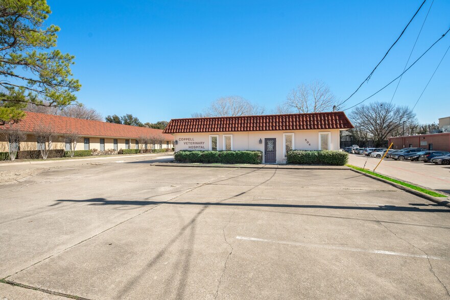 More Photos Of 504 S Denton Tap Rd, Coppell Medical For Lease