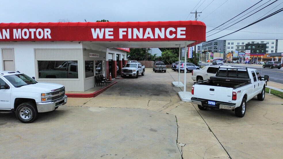 More Photos Of 4712 S Congress Ave, Austin Auto Dealership For Sale
