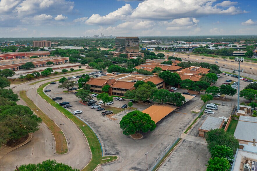 More Photos Of 6800 Park Ten Blvd, San Antonio Unknown For Lease