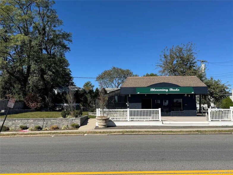 Primary Photo Of 58 Halstead Ave, Harrison Storefront Retail Office For Lease