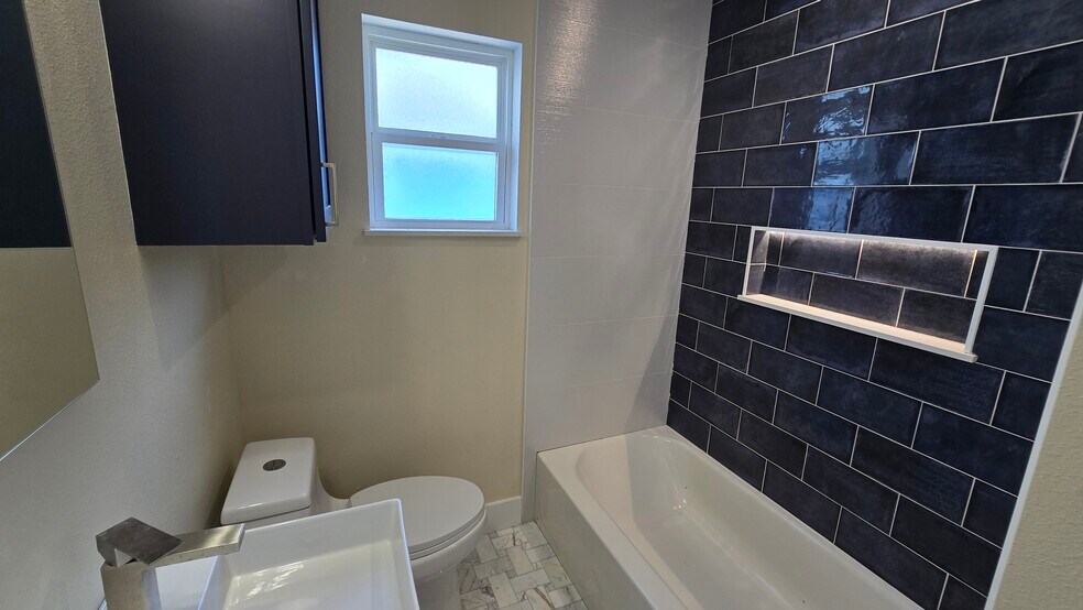 More Photos Of , Houston Multifamily For Sale