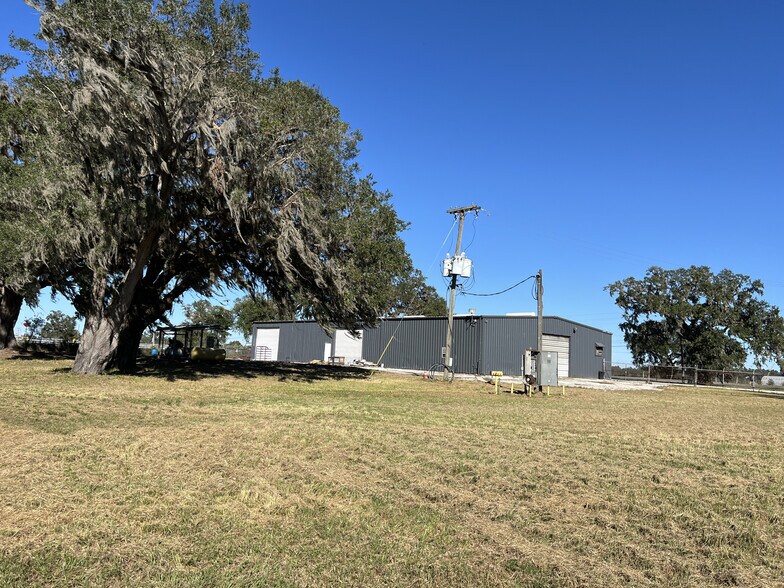 More Photos Of 929 US Highway 17, Fort Meade Light Manufacturing For Lease