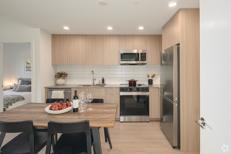 More Photos Of 5828 Granville St, Vancouver Apartments For Sale