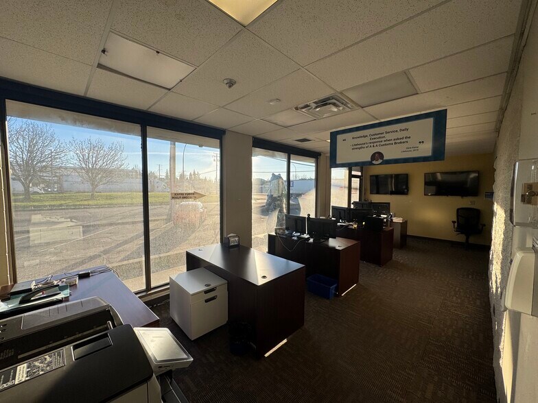 More Photos Of 120 176 St, Surrey Office For Sale