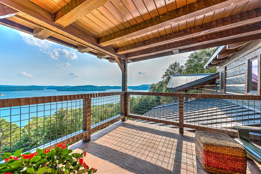 More Photos Of 1150 County Road 113, Eureka Springs Lodge Meeting Hall For Sale