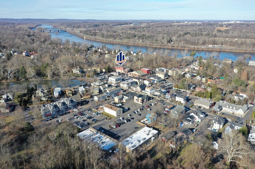 More Photos Of 10 N Main St, Yardley Office For Lease