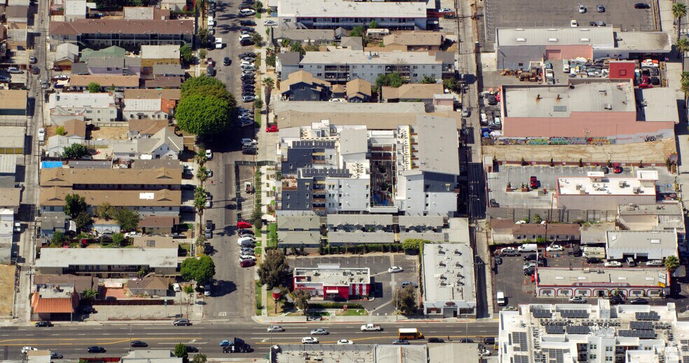 More Photos Of 1836-1852 Locust Ave, Long Beach Apartments For Lease