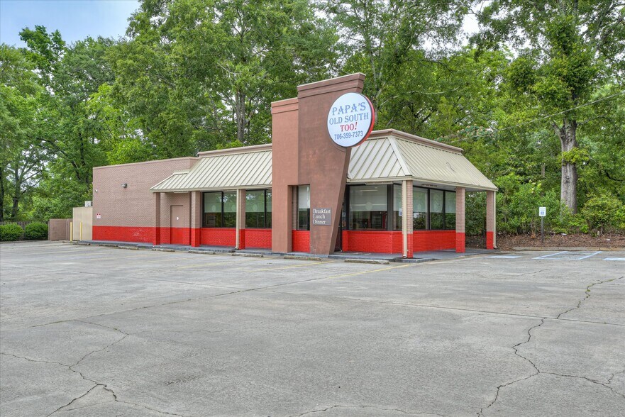 Primary Photo Of 115 Elm St, Lincolnton Restaurant For Lease