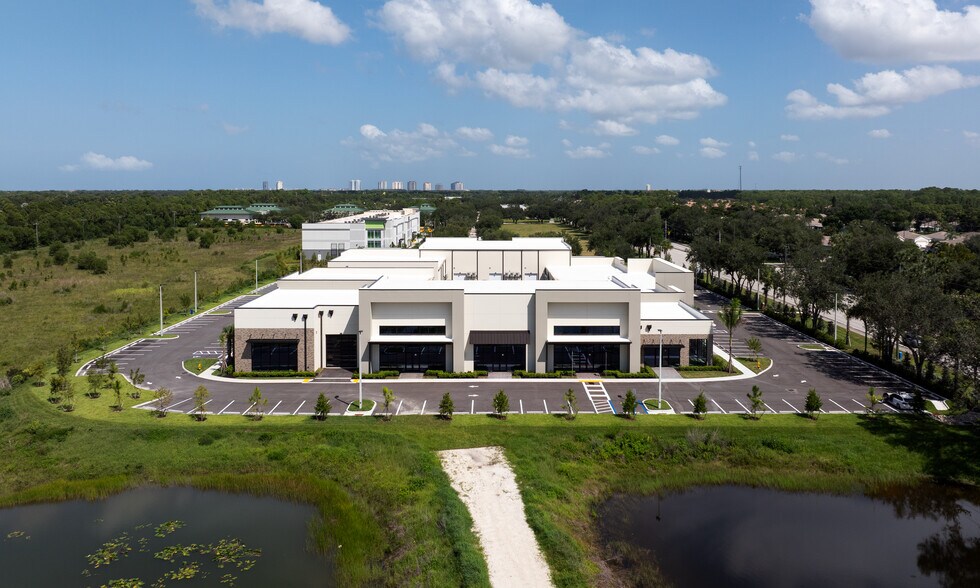 More Photos Of 9606 Bernpine Ct, Bonita Springs General Retail For Lease