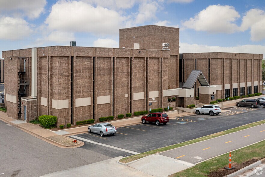 More Photos Of 5700 N Portland Ave, Oklahoma City Medical For Lease