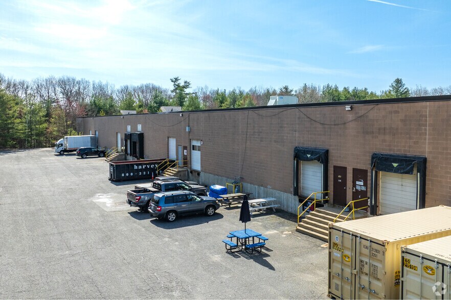 More Photos Of 84 October Hill Rd, Holliston Flex For Lease