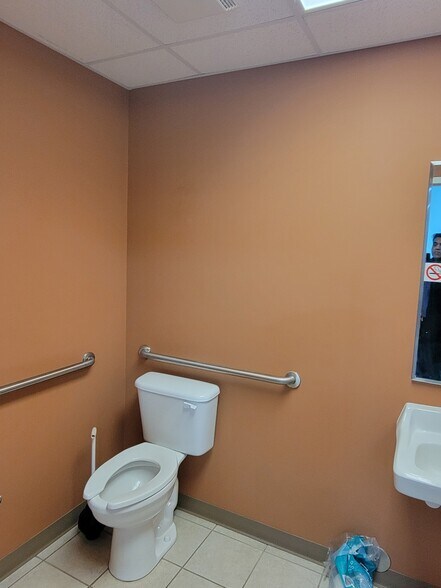 More Photos Of 1614 Highway 86, Piedmont Unknown For Lease