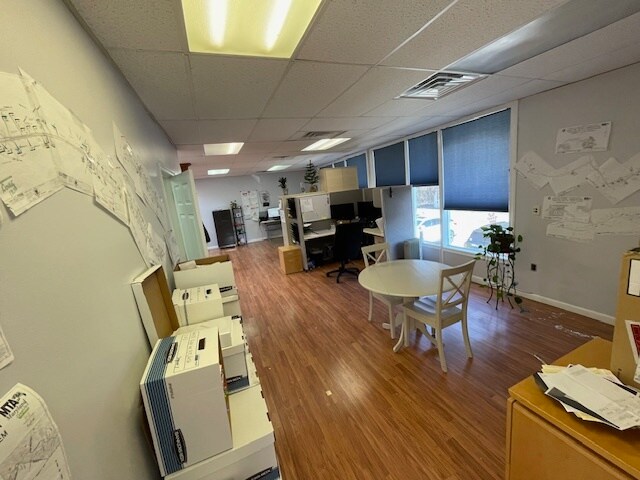 More Photos Of 2981 Solomons Island Rd, Edgewater Office Residential For Lease