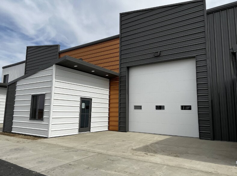 Primary Photo Of 3221 Pureview Ln, Billings Industrial For Lease