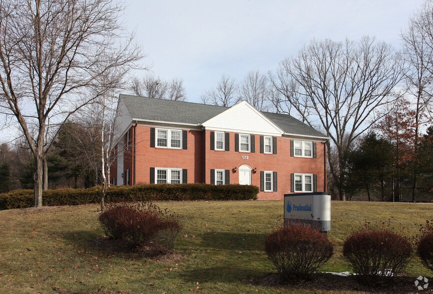 Primary Photo Of 172 W Main St, Avon Office For Lease