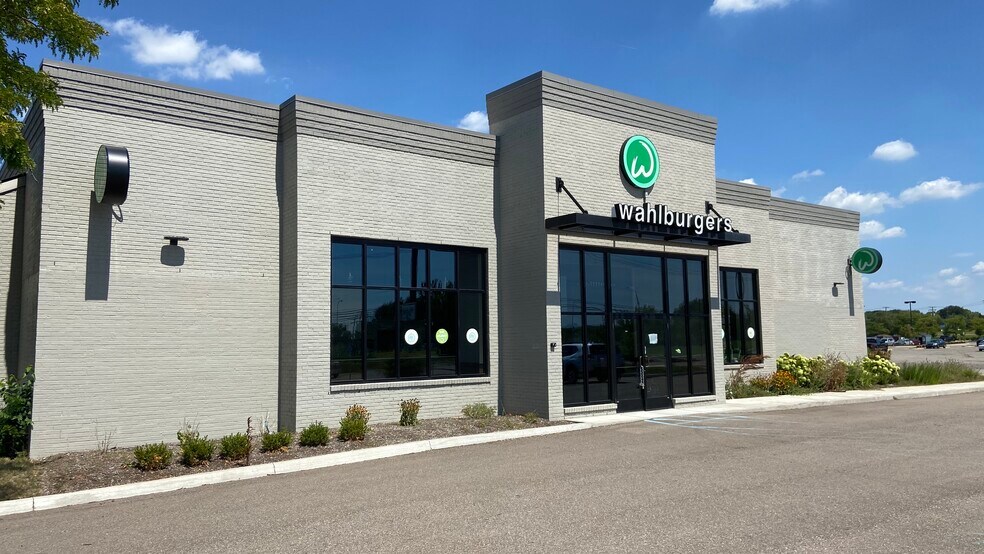 More Photos Of 21200 Penn St, Taylor Restaurant For Sale