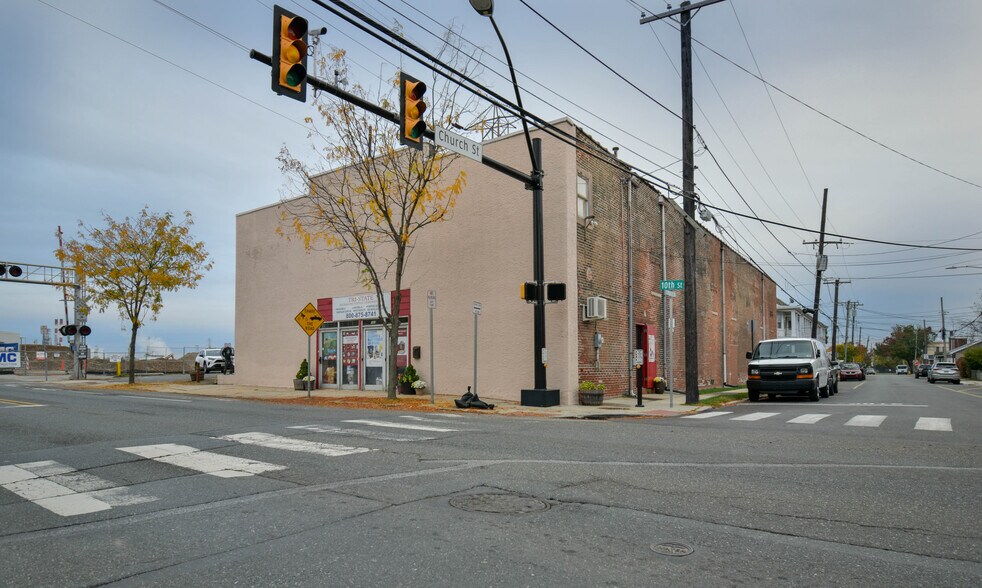 Primary Photo Of 101 E 10th St, Marcus Hook Light Distribution For Sale