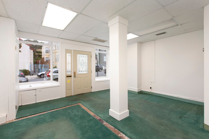 More Photos Of 3927-3929 Sacramento St, San Francisco Storefront Retail Residential For Sale