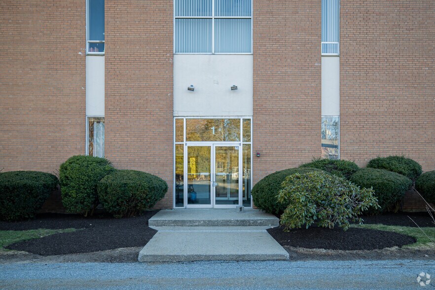 More Photos Of 1-3 Deangelo Dr, Bedford Light Distribution For Lease