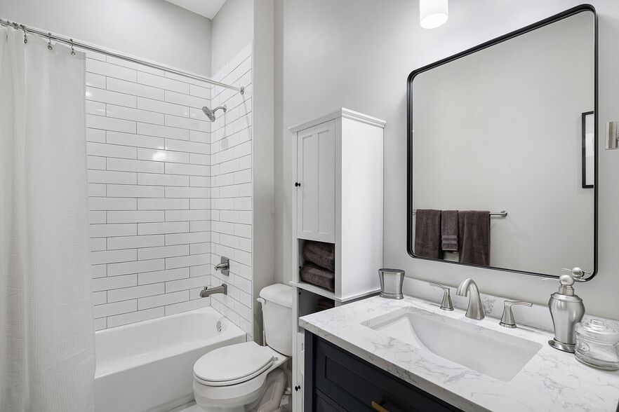 More Photos Of 1829 Brownsboro Rd, Louisville Apartments For Sale