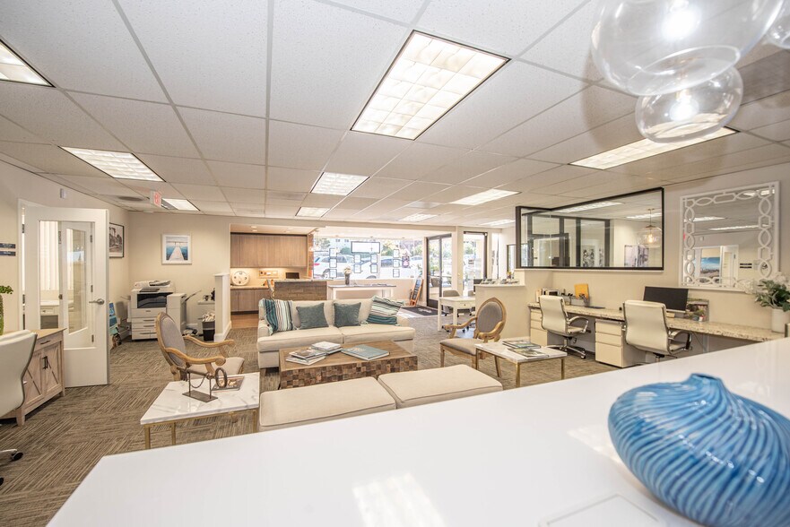 More Photos Of 1312 Camino Del Mar, Del Mar Office For Lease