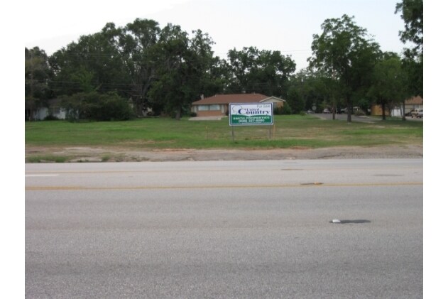 More Photos Of 614 W Church, Livingston Land For Sale