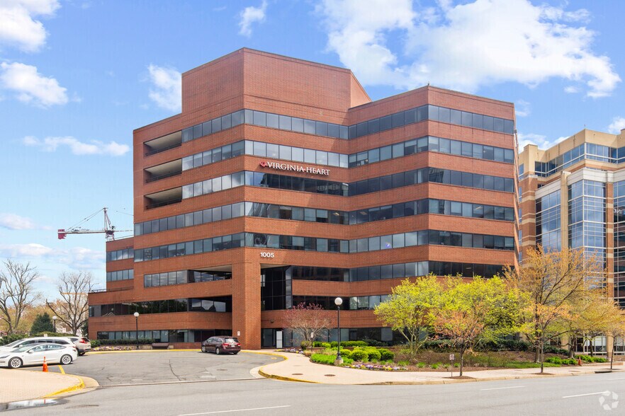 Primary Photo Of 1005 N Glebe Rd, Arlington Medical For Lease