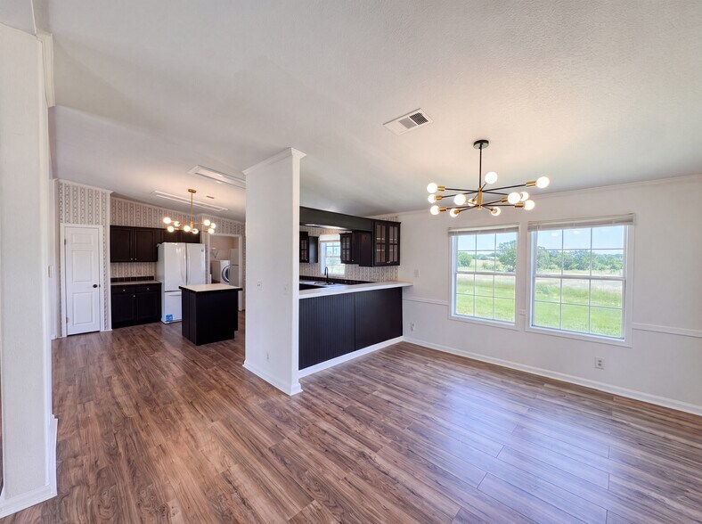 More Photos Of 501 County Road 248, Georgetown Flex For Sale