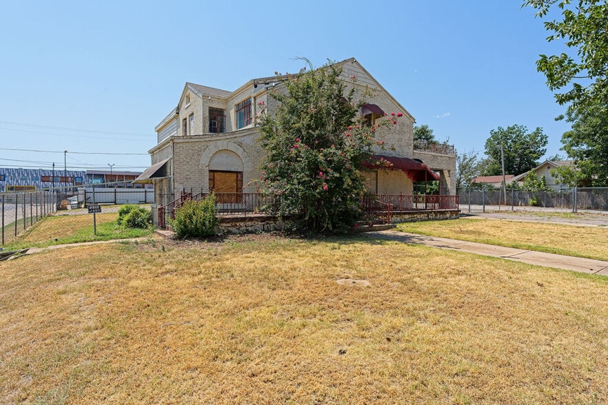 Primary Photo Of 400 SW 28th St, Oklahoma City Specialty For Sale