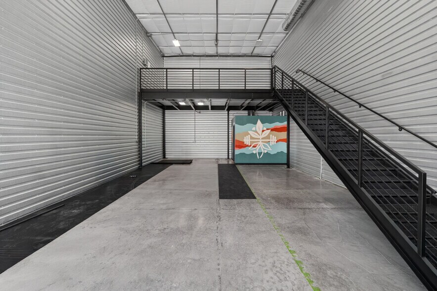 More Photos Of 529 E US HWY, Boerne Unknown For Lease