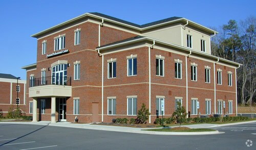 More Photos Of 3731 NW Cary Pky, Cary Medical For Sale