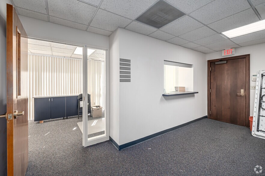 More Photos Of 114 W Main St, New Britain Unknown For Sale