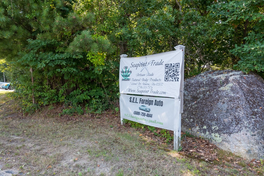 Primary Photo Of 7 Colonel Dr, Bourne Auto Repair For Sale