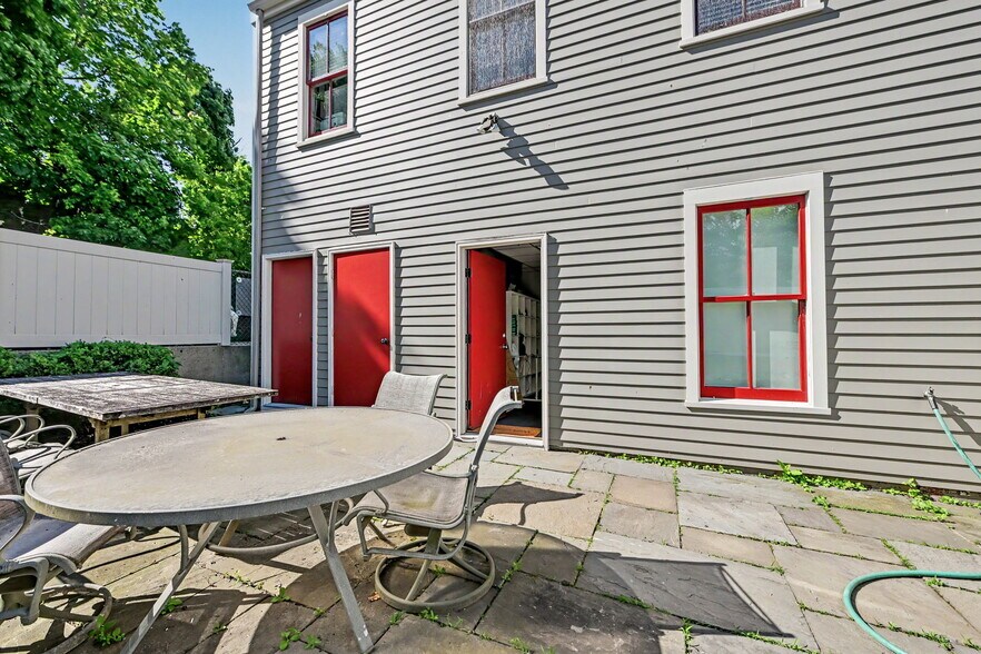 More Photos Of 245 Mill St, Greenwich Loft Creative Space For Lease