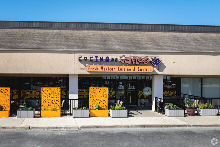 More Photos Of 27072 Carronade Dr, Perrysburg General Retail For Sale