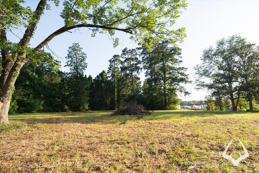 More Photos Of 2000 E Denman Ave, Lufkin Land For Sale
