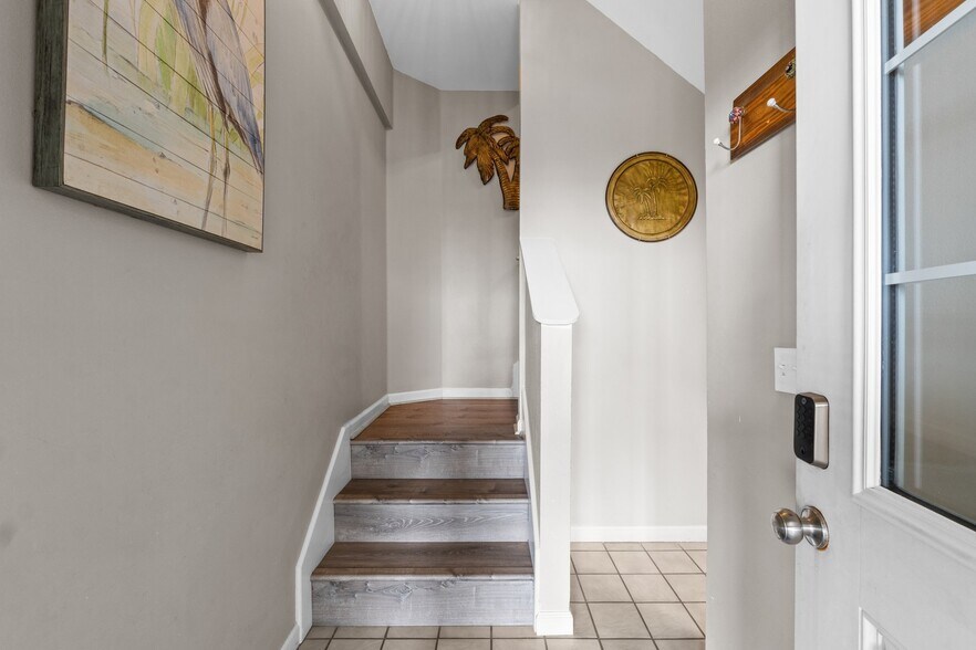 More Photos Of 8041 W Highway 98, Port Saint Joe Specialty For Sale