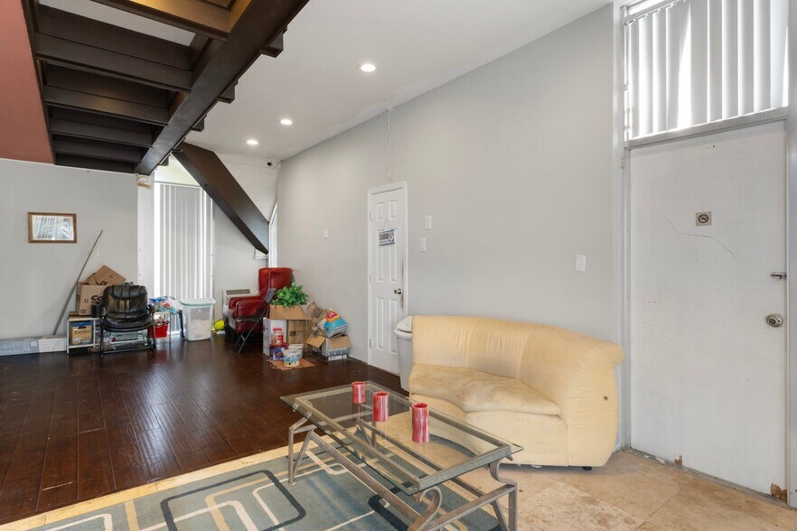 More Photos Of 5565 E Silver Springs Blvd, Silver Springs Hotel For Sale