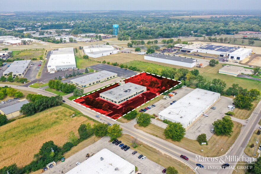 More Photos Of 9950 Alpine Rd, Machesney Park Warehouse For Lease