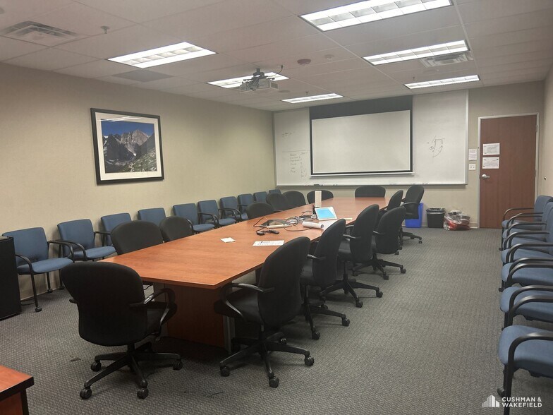 More Photos Of 4000 Burlington Ave, Evans Office For Lease