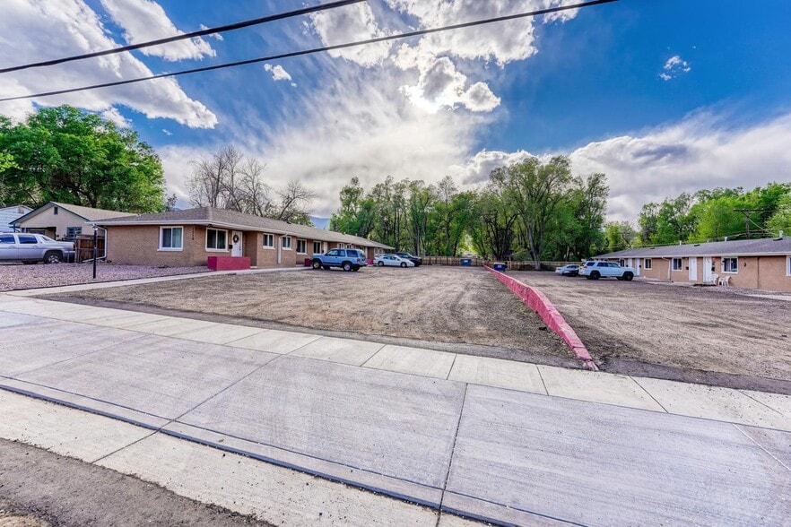 More Photos Of 1512-1518 S Corona Ave, Colorado Springs Apartments For Sale