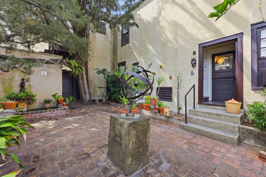 More Photos Of 50 Charlotte St, Saint Augustine Storefront Retail Office For Sale